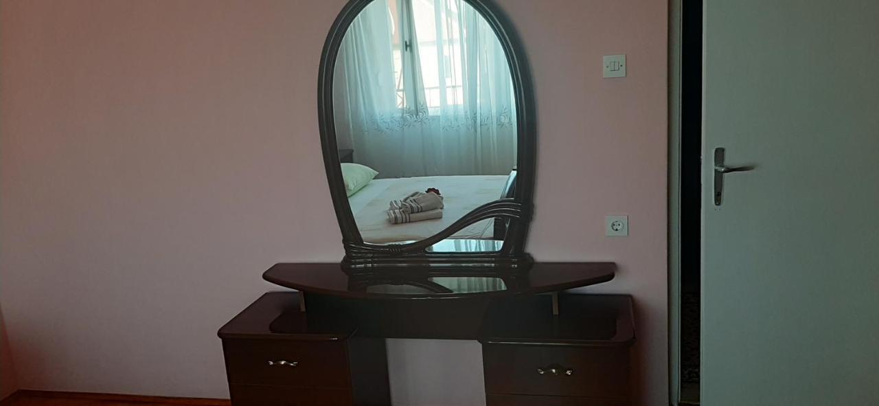 Apartment Vana Trogir Exterior foto
